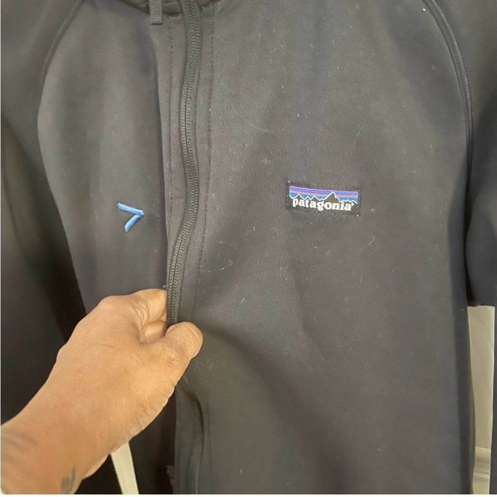 Patagonia Black Fleece-Lined Jacket - Picture 6 of 8